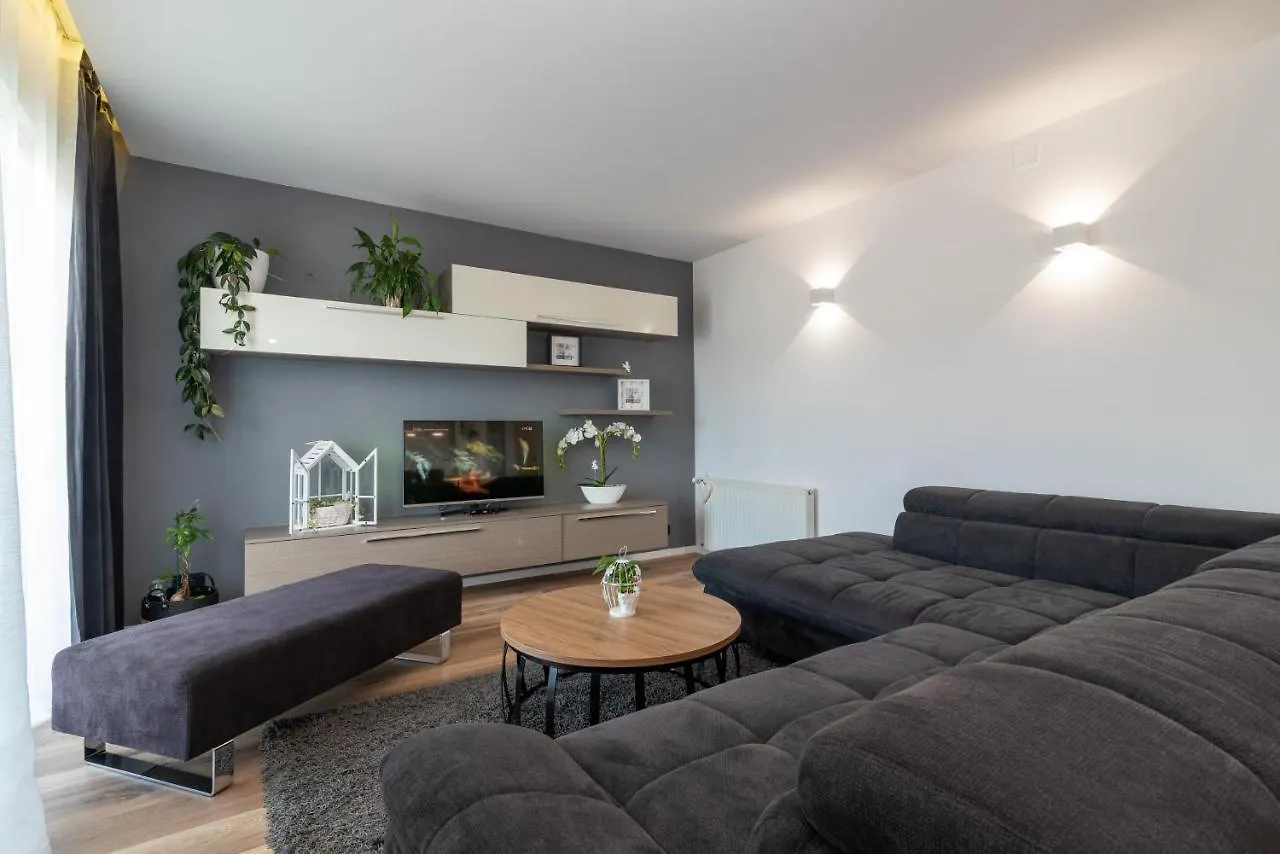 טרוגיר Apartman Tragos 0*,  קרואטיה