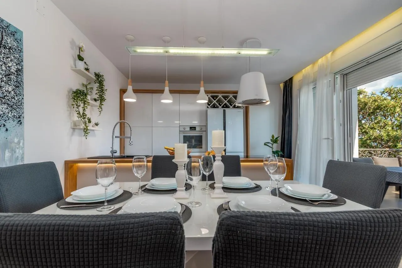 Apartment Apartman Tragos Trogir