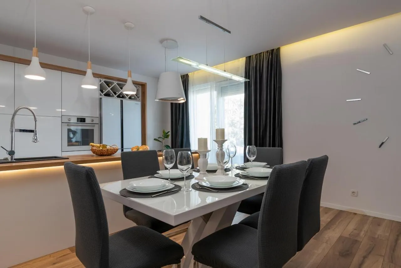 Apartment Apartman Tragos Trogir