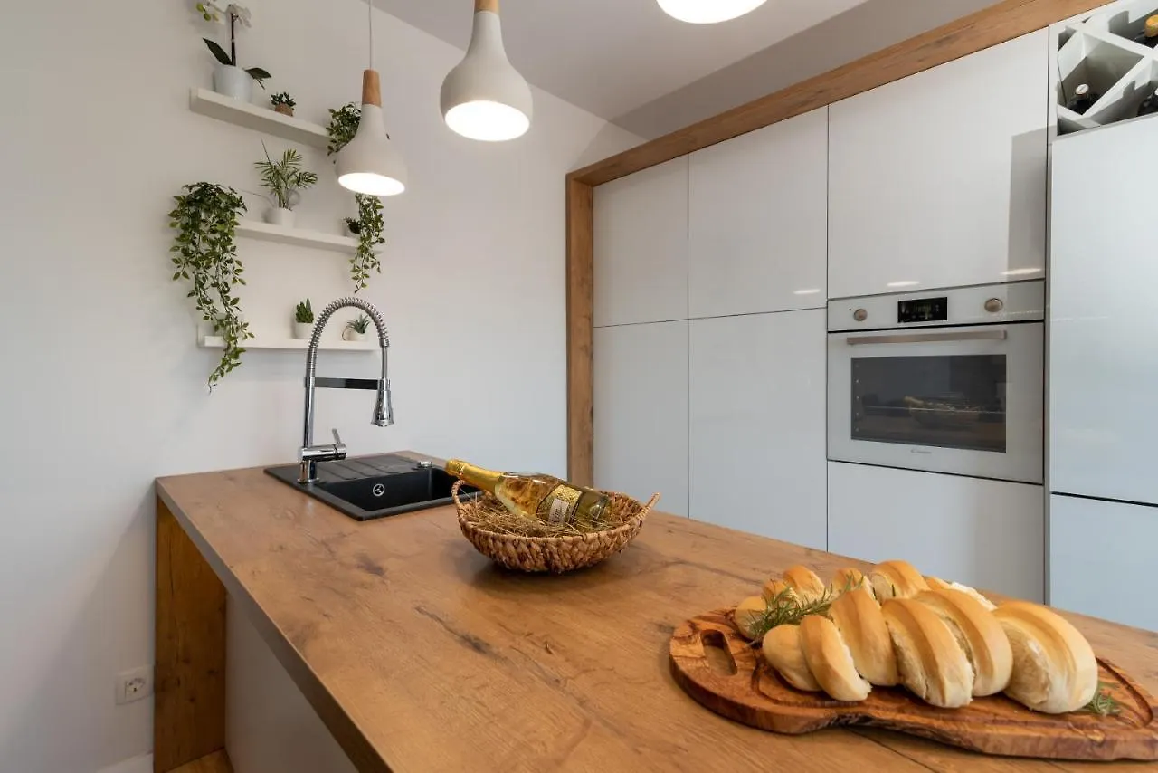 Apartment Apartman Tragos Trogir Croatia
