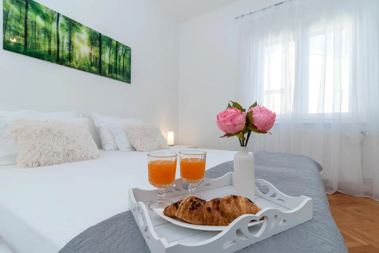 Apartment Apartman Tragos Trogir