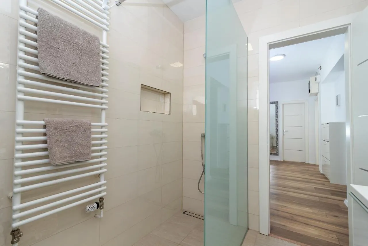 Apartment Apartman Tragos Trogir