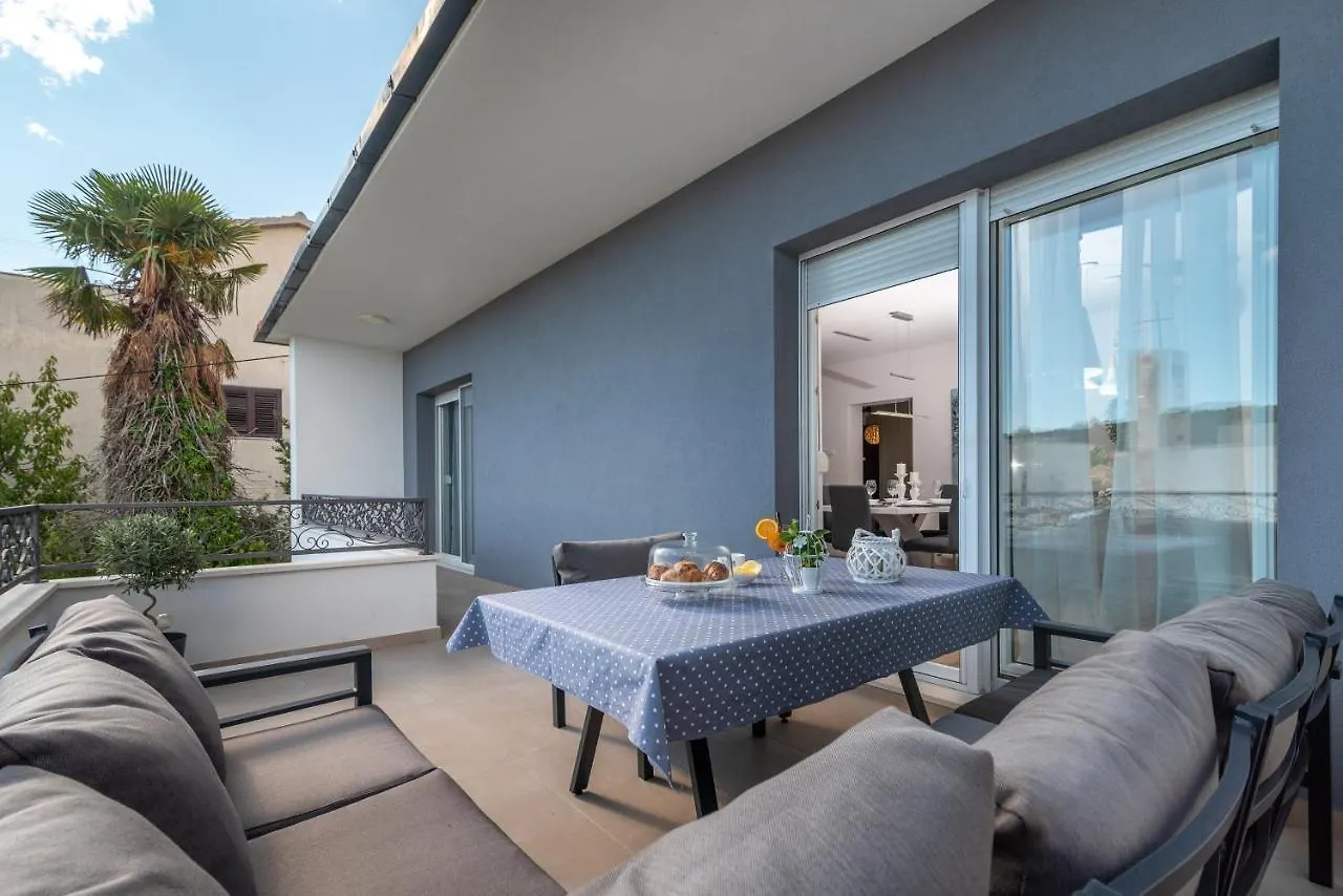Apartman Tragos Trogir Croatia