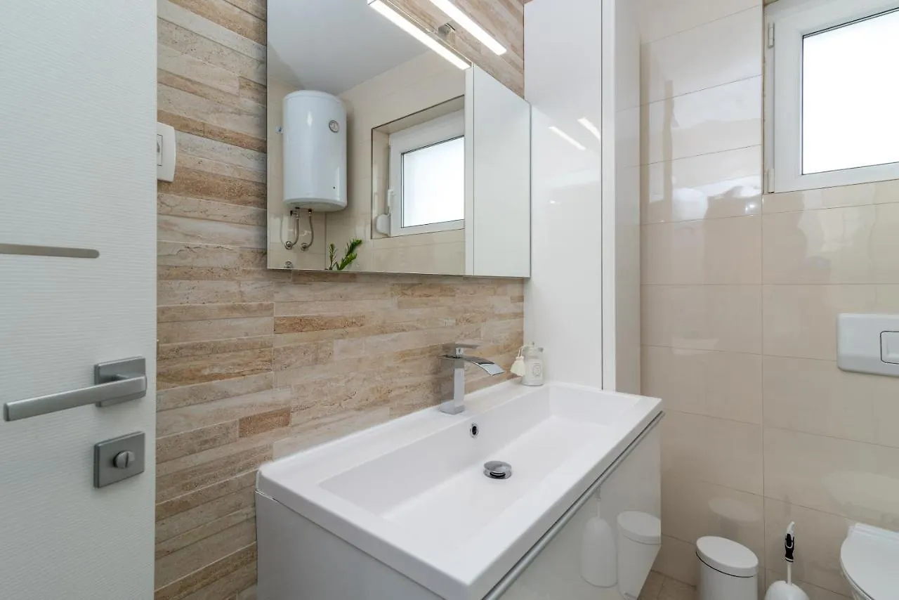 Apartment Apartman Tragos Trogir Croatia