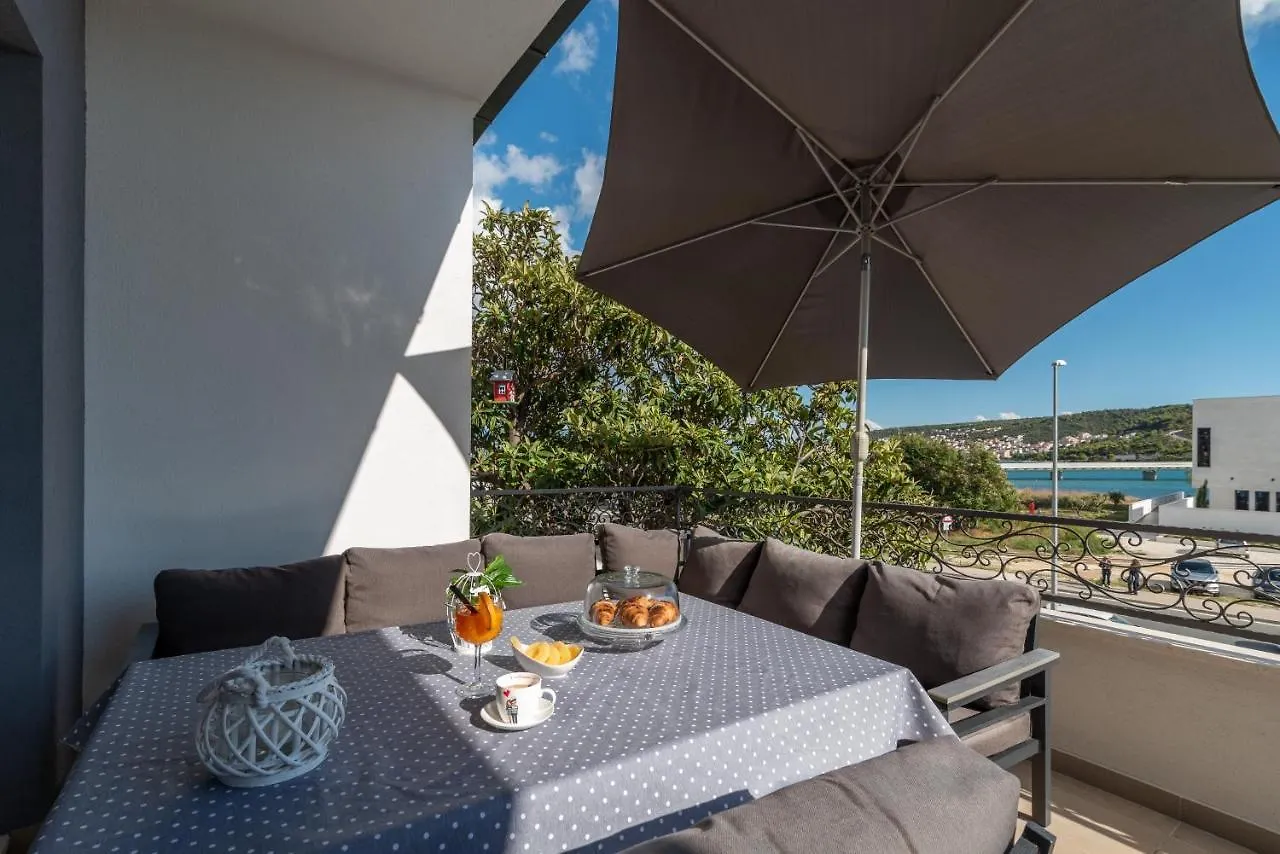 Apartman Tragos Trogir 0*,  Croatia